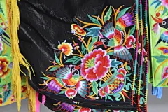 湖南湘西苗族妇女服饰