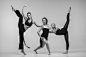 Group of modern ballet dancers Free Photo
