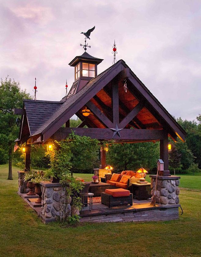 Outdoor Livingroom.