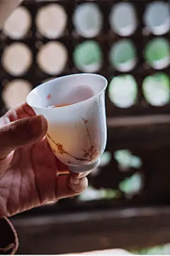 弄子里手绘梅兰竹菊品茗杯景德镇陶瓷功夫茶具茶杯主人单杯纯手工-tmall.com天猫
