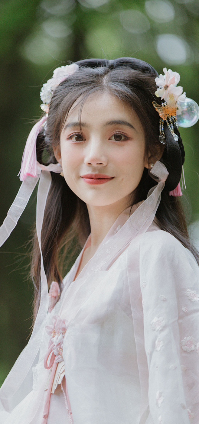 寄君一曲
不问曲终人聚散