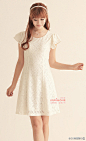 韩版全蕾丝连衣裙，想要打造吸引眼球的可人装扮，清新的白色是重要一环！~http://mogujie.cn/016eLx