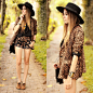 Displicent Shorts, Romwe Blazer