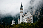 Fog Shroud, Castle Neuschwanstein, Germany
photo via neeka   新天鹅堡,德国