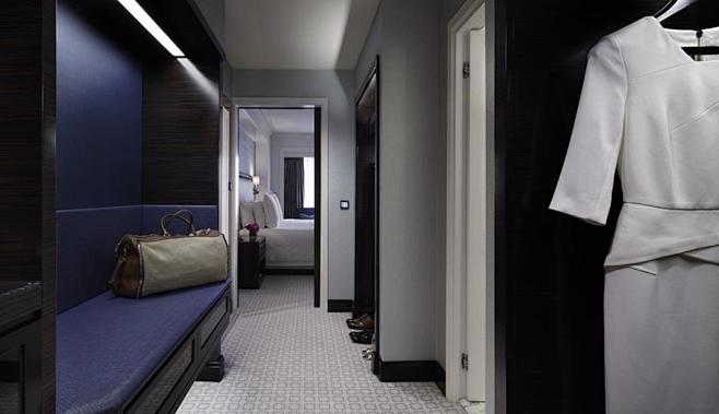 Hotel Suites in Down...