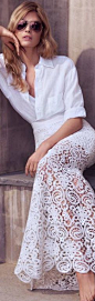 Elegant in White: 