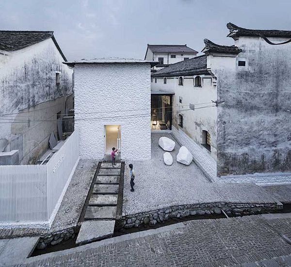 第16届威尼斯双年展上中国馆主题“建设未...