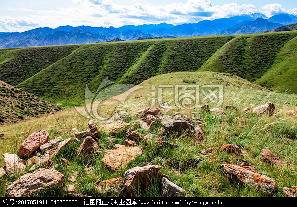 新疆天山山脉 山丘山谷 丘陵风光画卷 大...