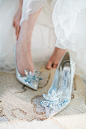 婚鞋,Jimmy Choo,水晶鞋,关注时尚 关注搭配 关注@MZ教你完美搭配 #时尚# #素材# #摄影#复古#高跟鞋#
