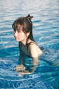 泰国旅拍 晨光泳池少女 - 黄轩wower - 图虫