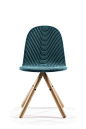 Mannequin chair by WertelOberfell