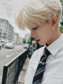 任嘉伦壁纸3 - 小红书