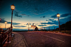 彩雲追月采集到黄昏夜景