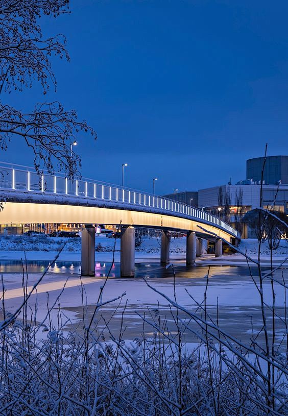 Pikisaari bridge – O...