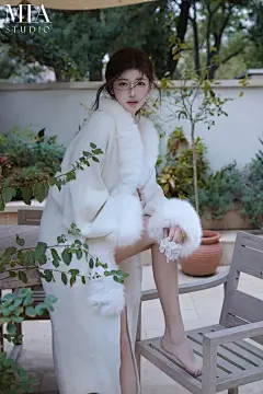 白莲花 - 小红书