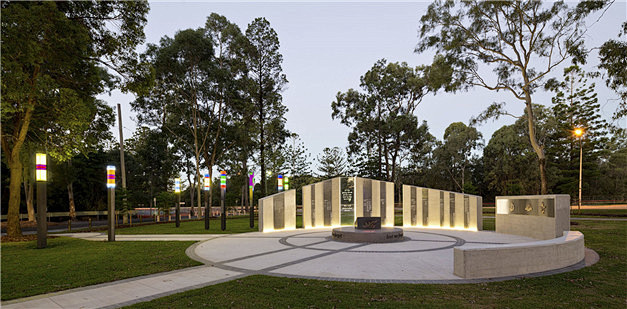 布坎南公园——安扎克纪念碑