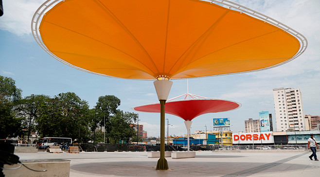 Plaza.jpg (940×520)