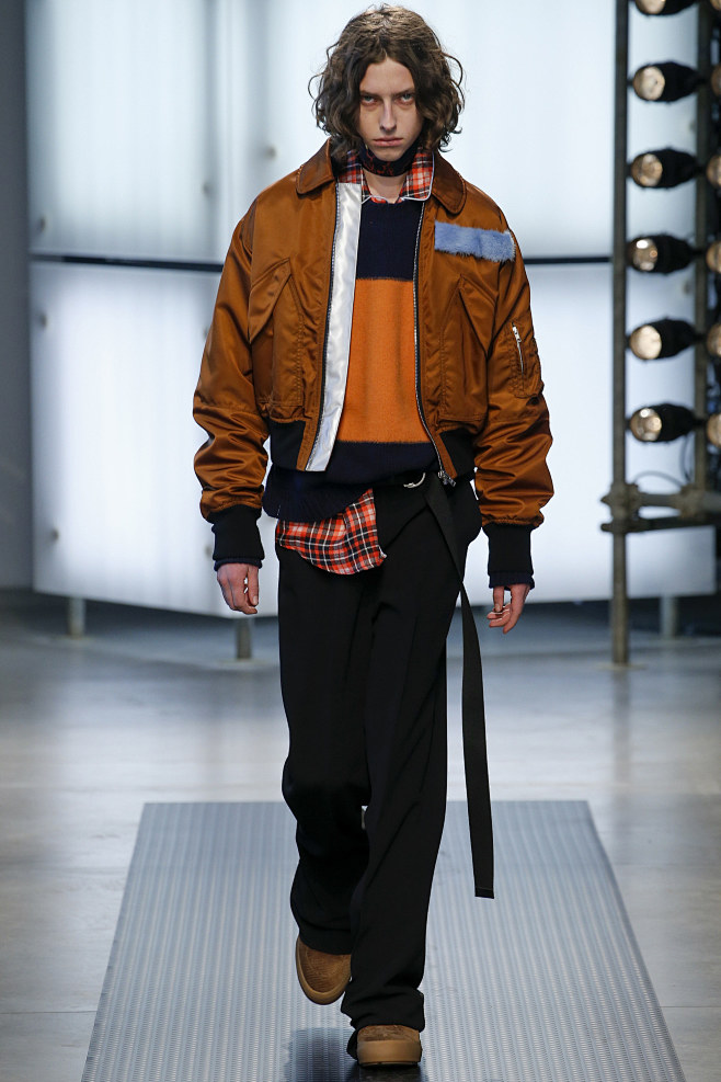 MSGM2016男装早秋发布 设计师穿N...