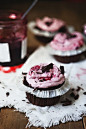 chocolate cupcakes with cherry mascarpone frosting // the little red house