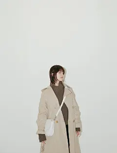 #刘诗诗tods品牌大使# 
【修图·无水印】
每日一吸
越来越甜的小姐姐
（贴心地裁了壁纸）
@刘诗诗  
#刘诗诗如果可以这样爱# ​​​​