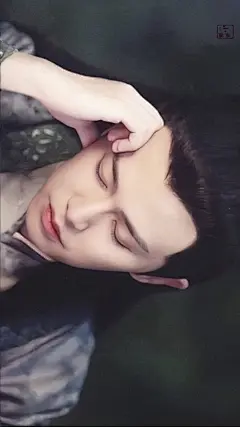 #壁纸##背景图##手机壁纸##锦衣之下##任嘉伦锦衣之下##聊天背景图# (图源见水印)
挺难过的，但心是满的。 ​​​​