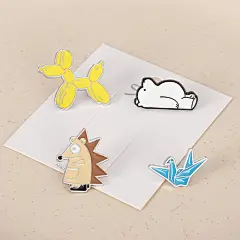 创意新款个性刺猬胸针 合金滴油服饰别针 韩版时尚动物刺马针现货
