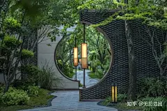 无觅造园：少即是多，一脉相承的东方庭院设计 : 韵，历史之沉淀，文化之诠释。 东方庭院在时间的洗礼下， 迎来了新的变革。 东方庭院，即新东方庭院，是一个大的概念。 和现今的新中式类似，但比新中式颜色要深，比较偏古典一些，多采用镂空和雕花。 这两种风格…