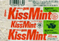 #别的馋B# #别的文化# 携带更便捷、容积更豪华的名片盒薄荷糖对传统口香糖的冲击是无法避免的，2018年，格力高 旗下拥有31年发展历史的口香糖 “Kiss Mint” 停止生产，伴随着近几年来年轻人们所倡导的 “远离口香糖” 观念加剧，传统口香糖市场的销售额从历史顶峰2004年的1881亿日元，跌至2018年的100 ​​​​...展开全文c