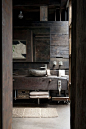 rustic bathroom: 