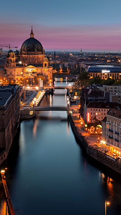 城市街景背景图