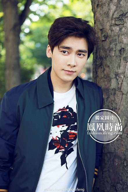 #凤凰时尚直击2016春夏巴黎男装周#【...