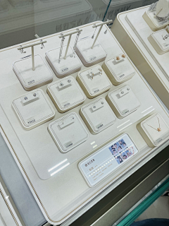 ◆╮Iヽwait采集到ZHUBAO DAO JU1