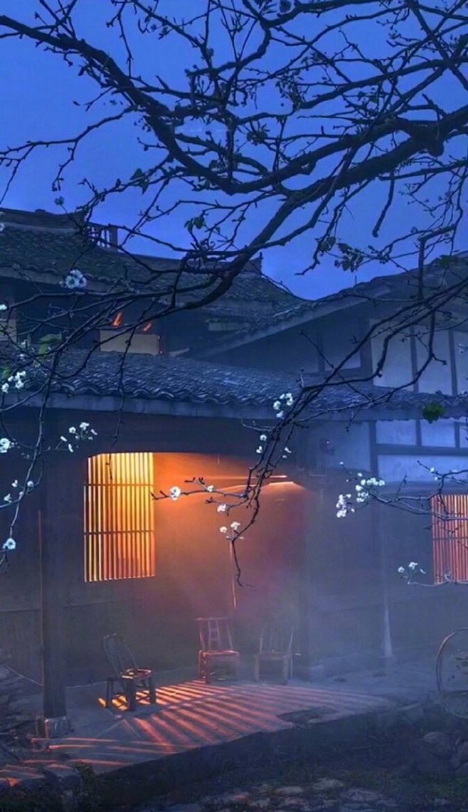 寒巷灯暖，何处夜归人 ...