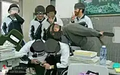 (1 封私信 / 16 条消息)彩虹六号有哪些有趣的表情包？ - 知乎