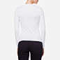 ARMANI JEANS 阿玛尼 女士白色长袖圆领棉质T恤 : ARMANI JEANS（JEANS·阿玛尼）是世界知名 牌，它们既不潮流亦非传统，而是二之间很好的结合，其服装似乎很少与时髦两字有关。