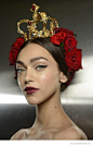 Dolce & Gabbana | Amanda时尚笔记模特妆容  饰品  皇冠 _s-摄影-人像-女_T2020317