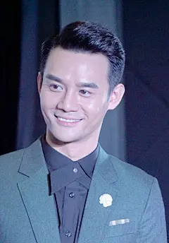 @王凯kkw 大写的九宫格可爱表情包[哈哈][哈... 来自从明天起做个幸福的大调调 - 微博