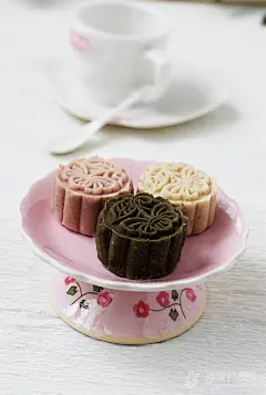 白豆沙冰皮月饼（图）
