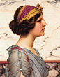 画家介绍：约翰·威廉·格维得(John William Godward 1861-1922)，英国维多利亚女王时代的新古典主义画家，他笔下年轻美女大都神态悠闲而感性十足，尽管稍嫌丰腴，但还是体现了古希腊女人容貌俊美、体态均衡、健康大方的特点。他特别擅长女性透明柔软的纱织面料的服饰描绘，非常有质感，非常艳丽柔美。他笔下的美女画被认为是“西方的‘仕女画’”。