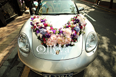 YTKAKAKA采集到wedding cars design