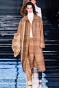 Boss Fall 2019 Ready-to-Wear Fashion Show : The complete Boss Fall 2019 Ready-to-Wear fashion show now on Vogue Runway.