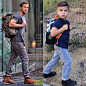 Instagram上的一位超萌4岁男孩，各种模仿明星style，相当有范噢。