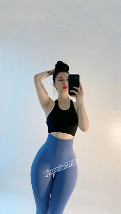 俏妞T-花瓣网|陪你做生活的设计师