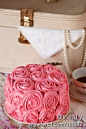 #分享照片#粉色玫瑰花型婚礼蛋糕，甜蜜的滋味 - 微幸福 - 幸福婚嫁网