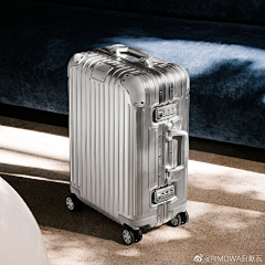 不是阿喵的喵采集到RIMOWA 风格