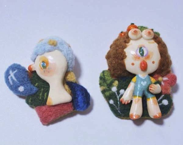 她把粘土和毛毡完美结合，做成超萌人偶！【...