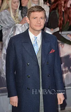 “卷福”情人节正式脱单！本尼迪克特·康伯巴奇(Benedict Cumberbatch)与未婚妻Sophie Hunter在英国完婚_明星恋情_明星恋情_海报时尚网