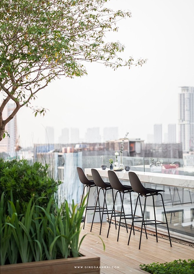 The Sky Bar (#gingsi...