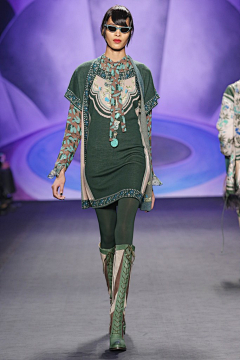 lneekaa采集到Anna Sui RTW Fall 2014