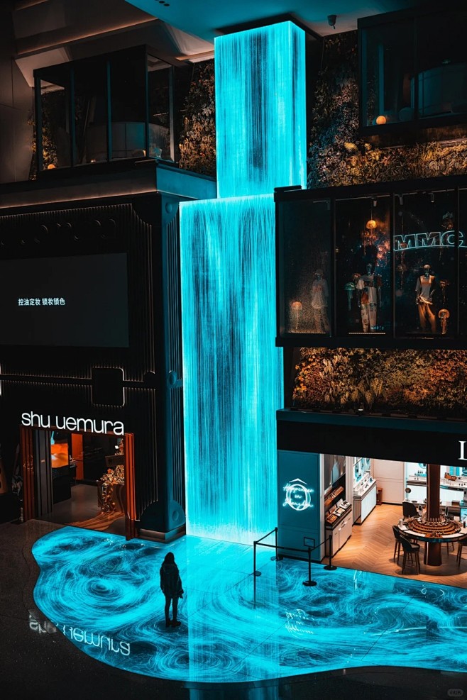 深圳少有让我眼前一亮的mall，逛商场像...